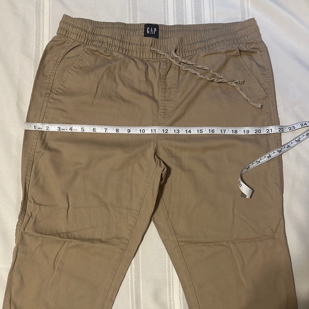 GAP Tan Cargo Pants Versatile Style - Picture 6 of 8